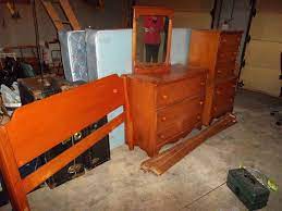 Antique bedroom and bathroom furniture. Maple Bedroom Set 1940 S Head Board Foot Board Mirror Chest Of Drawers And High Chest Of Drawers