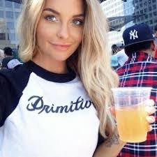 Lily Sims's Instagram, Twitter & Facebook