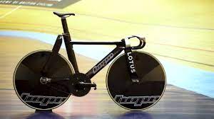 Governing body says new bike is a nod to chris boardman's iconic lotus type 108 from barcelona 1992. Lotus Track Bike By Hope Youtube