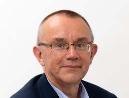 London chief to retire