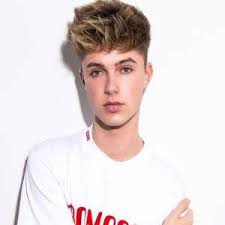 Broderick stephen harvey (born january 17, 1957) is an american comedian, television presenter, broadcaster, and author. Hrvy Birthday Real Name Age Weight Height Family Contact Details Girlfriend S Bio More Notednames