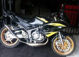 Rp 40.000.000 2014 kawasaki ninja 150 r super kips th2014 b.dki a/n sendiri km rendah. Promo Motor Bekas Kawasaki Kawasaki Matahari