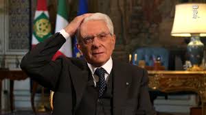 Последние твиты от seggio mattarella™ (@ilmattarella). Chi E Giovanni L Uomo Del Fuorionda Da Anni Ombra Di Mattarella La Repubblica