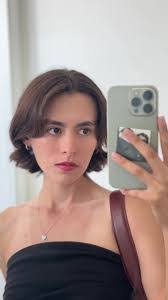 Alexia Price's Instagram, Twitter & Facebook