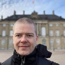 16:8 intermittent fasting is one of the most popular styles of fasting.  It's claimed to be an easy, convenient and sustainable way to lose weight  and improve overall health. It is very