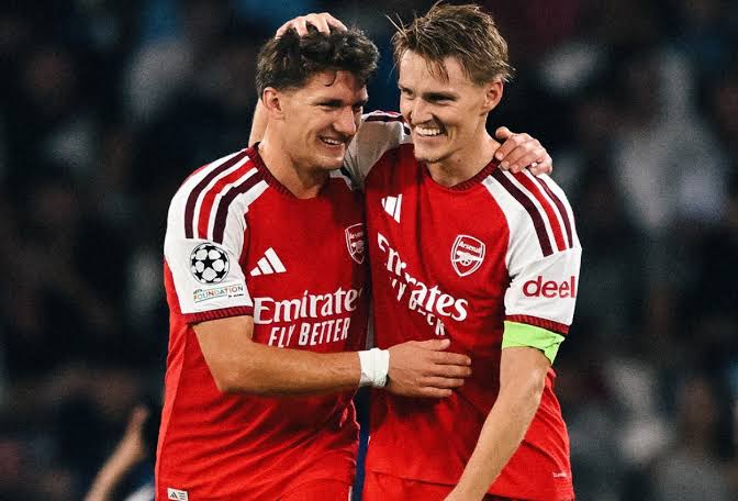 Arsenal Semakin Solid Usai Taklukkan Napoli
