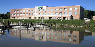Plan your trip with the #1 directory of ice arenas in the us and canada. Port Huron Hotels Holiday Inn Express Suites Port Huron