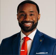 Broken Badges (@BrokenBadges) • Facebook