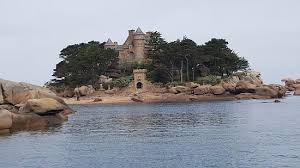 Le tourisme des bains de mer a commencé à s'y. Chateau De Perros Guirec Vu Depuis Un Bateau Lors De La Croiseres Des 7 Iles Bild Von Grand Site Naturel De Ploumanac H Perros Guirec Tripadvisor