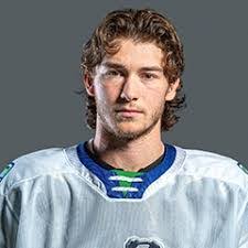 Josh Bloom's Instagram, Twitter & Facebook