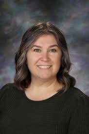 Lisa Hathorn's Instagram, Twitter & Facebook