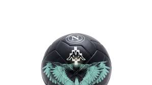 They have collaborated with marcelo burlon county of milan, an italian streetwear label, to produce these. Magliette Marcelo Burlon Il Napoli Con Le Nuove Divise Gia In Campo Contro L Inter