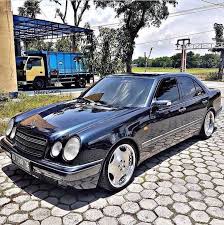 Pin By Yaroslav Lipatov On Only Benz Mercedes Benz Classic Mercedes Benz Cars Mercedes Benz