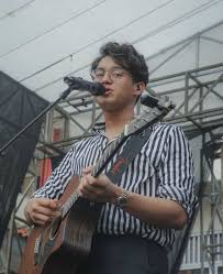  Pin Oleh Agnes Fenny Di Ardhito Pramono Di 2020 Potongan Rambut Pria Rambut Pria Potongan Rambut