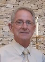 Kim Deeks's Instagram, Twitter & Facebook