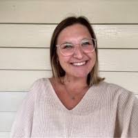 Jillian Crane's Instagram, Twitter & Facebook