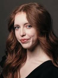 Laura Pearse's Instagram, Twitter & Facebook