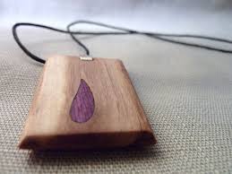 Necklace With Amaranth And Olive Wood Pendant Woodenjewelry Woodjewelry Jewelry Wooden Jewelery Wood Jewellery Wooden Jewelry