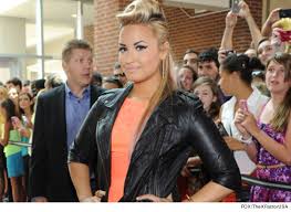 Hairstyles affect a very important role in affecting the. Rockabilly Haircut Youtube Umpama G