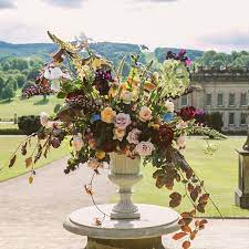 I am head over heels for the palette of today's wedding inspiration shoot. How To Create A Summer Garden Arrangement Design Sponge