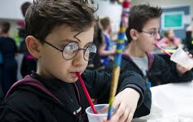 Glasses: The pros and cons of wearing spectacles and contact lenses