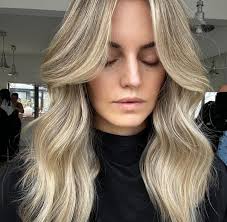meet Ciara Louise 🧡 our bubbly girl who specialises in all things lived in  color to bright blondes ✨✨✨