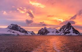 Nov 25, 2020 · what kind of trip you want to take, when you want to go to antarctica, and how to get there. 15 Interesting Facts About Antarctica Hurtigruten Expeditions