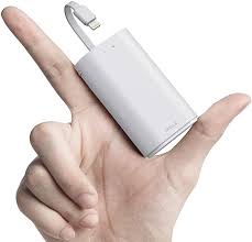 Macbook pro 16gb 1tb ssd intel i5 latest model $1499 with student deals. Iwalk Klein Power Bank 9000mah Tragbares Externes Ladegerat Mit Integrierte Kabel Mini Fast Charge Powerbank Kompatibel Mit Iphone 11 Iphone 11 Pro Xs Xr X 8 7 Airpods Ipod Samsung Und Mehr