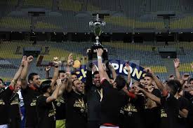 عزز الزمالك تتويجه بالسوبر الأفريقي بعد 6 أيام فقط، بالتتويج بكأس السوبر المصري على حساب الأهلي، بعد الفوز بركلات الترجيح في المواجهة التي احتضنها ستاد محمد بن زايد في العاصمة الإماراتية أبو ظبي، وانتهى وقتها الأصلي بالتعادل بدون أهداف. ØªÙ‚Ø±ÙŠØ± Ù‚Ø¨Ù„ Ø§Ù„Ø³ÙˆØ¨Ø± Ø§Ù„Ù€17 Ø§Ù„Ø£Ù‡Ù„ÙŠ ÙŠ Ø³ÙŠØ·Ø± ÙŠÙ„Ø§ÙƒÙˆØ±Ø©