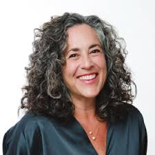 K E N S I N G T O N Flipping Pancakes in a New Setting: Firefighters Move  to Temporary Quarters