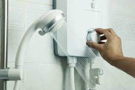 Heat collector berupa rangkaian pipa yang disambung sedemikian rupa dan berfungsi sebagai tempat memanaskan air. Nikmati Mandi Air Hangat Di Rumah Dengan 10 Pemanas Air Gas Terbaik Rekomendasi Bp Guide 2019