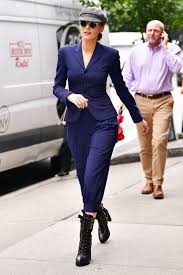 A simple favor, directed by paul feig, centers around stephanie (anna kendrick), a mommy vlogger who seeks to uncover the truth behind her best friend emily's (blake lively) sudden disappearance from their small town. Pin On Style