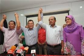 At town hall meet johor mb says sorry for pasir gudang pollution. Tak Sampai Sebulan Dilantik Dah Dua Kali Kena Tegur Siapa Dia Mb Johor Baru Ni Soscili