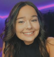 Lee Mccue's Instagram, Twitter & Facebook