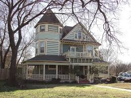 Bonham Tx Queen Anne Style Home Victorian Homes House On Stilts Victorian Architecture