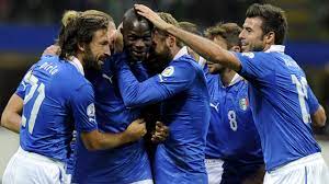 L'italia festeggia l'esordio in azzurro di giuliano fortini (prodotto dei futsal camp) ma va al riposo in svantaggio per il gol ancora di drahovsky. Tutti I Gol Dell Italia Nelle Qualificazioni Ai Mondiali 2014 Youtube