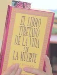 Un clásico que cumple veinte años y sigue siendo un libro de referencia. El Libro Tibetano De La Vida Y La Muerte Libros Muerte Tibetano