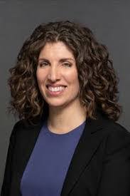 Evelyn Padin's Instagram, Twitter & Facebook