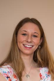 Sara Forsythe's Instagram, Twitter & Facebook