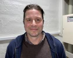 Tribute paid to wartime 'sacrifices'