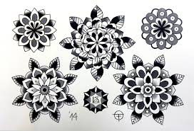 Traditional Tattoo Flower Black Google Search Traditional Tattoo Flowers Mandala Flower Tattoos Traditional Tattoo