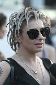 Poze de la 1 la 14 din 14 poze pagina 1 din 1. Video Exclusiv AcuzatÄ CÄ Èi A MÄrit Posteriorul Anamaria Prodan S A Confesat Secretul Fundului Bombat Libertatea