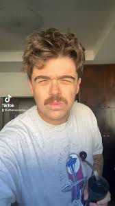 E (@ethansroom) • Instagram photos and videos