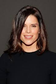 Leann Harvey's Instagram, Twitter & Facebook