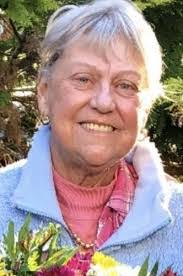 Mary Siemer's Instagram, Twitter & Facebook