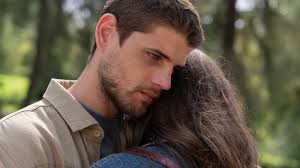 Manu Baqueiro se derrumba en su discurso de despedida de 'Amar es para  siempre': "Hemos hecho historia"