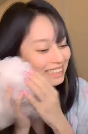 Kepuasan Kirain Dapat yang Secret Bersama Stephanie Flo