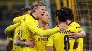 El sevilla busca su terceros cuartos de final en la máxima competición continental, uno conseguido en la copa el signal iduna park de dortmund marcará el destino del sevilla en europa esta temporada. Farfquccpxrcmm