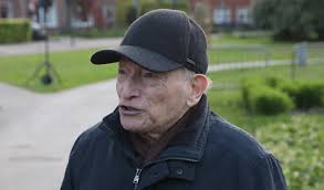 Hans Hamburger speciale gast Dodenherdenking in Van Reenenpark