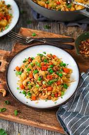 Easy Vegan Pineapple Fried Rice Recipe Pineapple Fried Rice Vegan Lunch Recipes Fried Rice